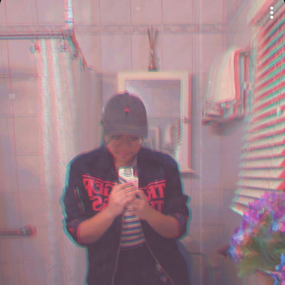 Meet your Posher, Jhez - Picture 2 of 3